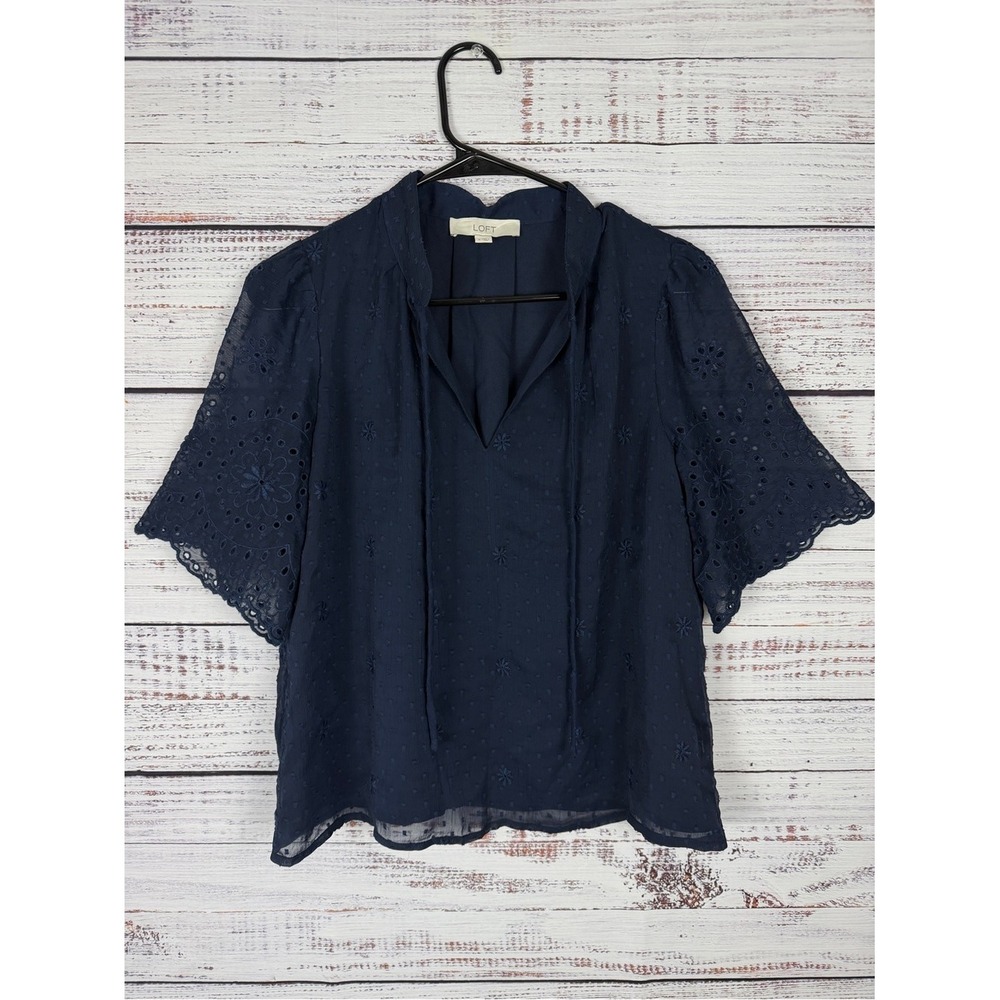 LOFT Navy Blue Eyelet Flutter Sleeve Blouse – Size S - Picture 2 of 9